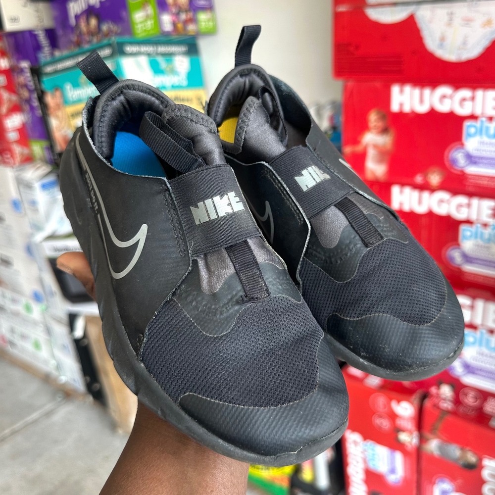 Nike Flex Runner 2 Big Kids' Road Running Shoes Size 4Y Black Sneakers - Picture 13 of 13